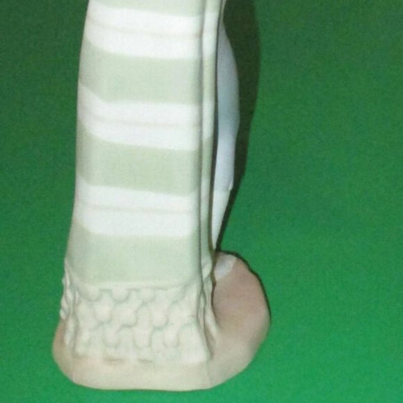 Porceval Spain Unglazed Figurine Porcelain Statue of Man with Blanket Matador? - Picture 11 of 13